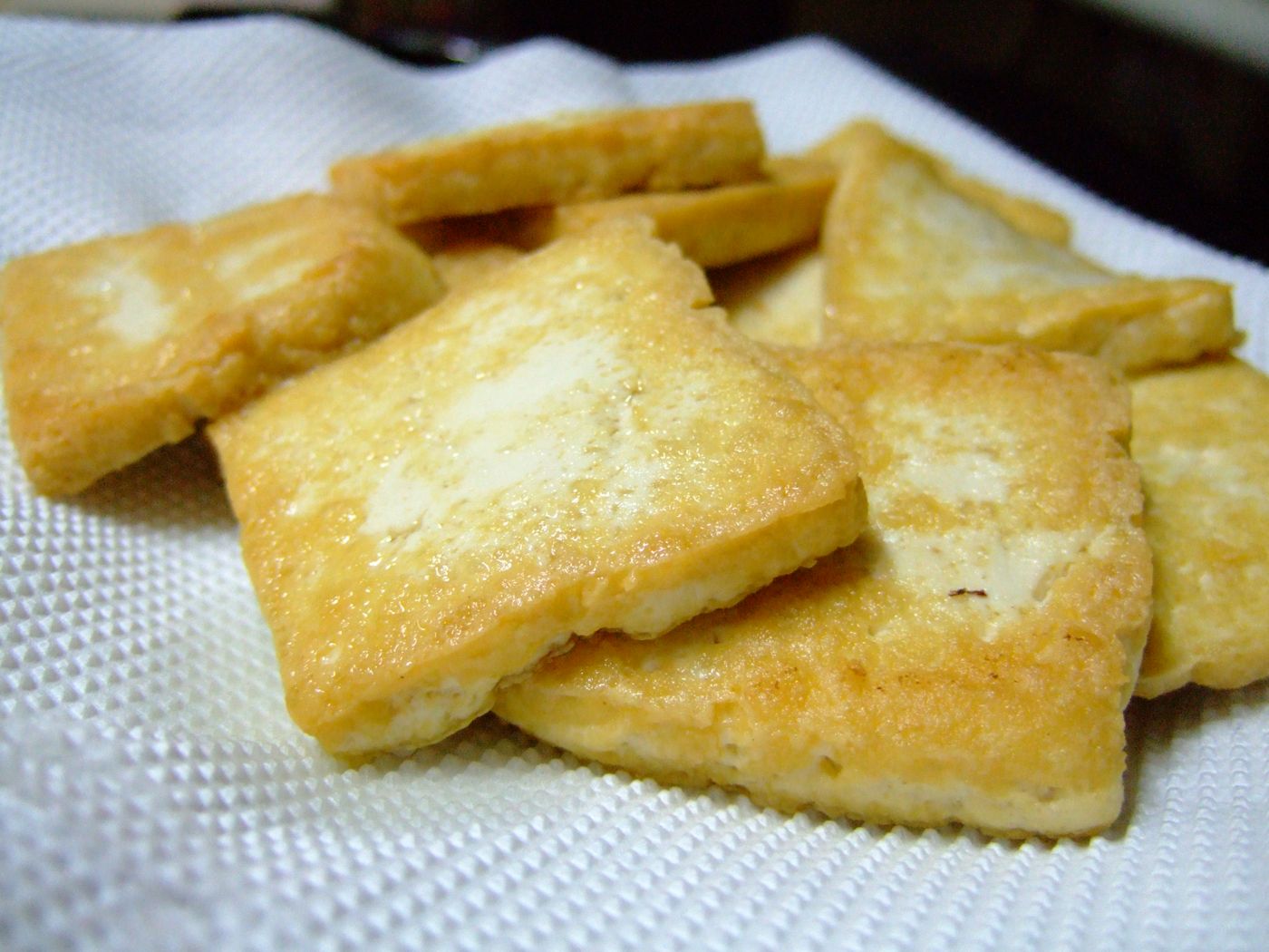 Dubu Buchim (Pan-Fried Tofu with Seasoning Sauce)