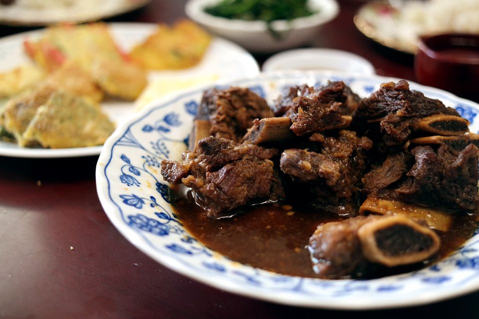 Galbi-jjim (Braised Beef Short Ribs)