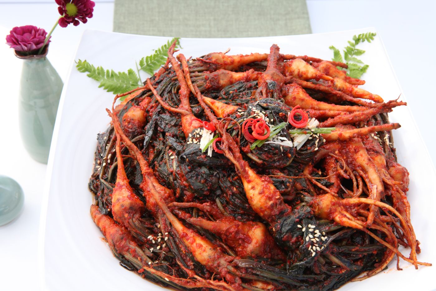 Bitter Godeulppaegi Kimchi