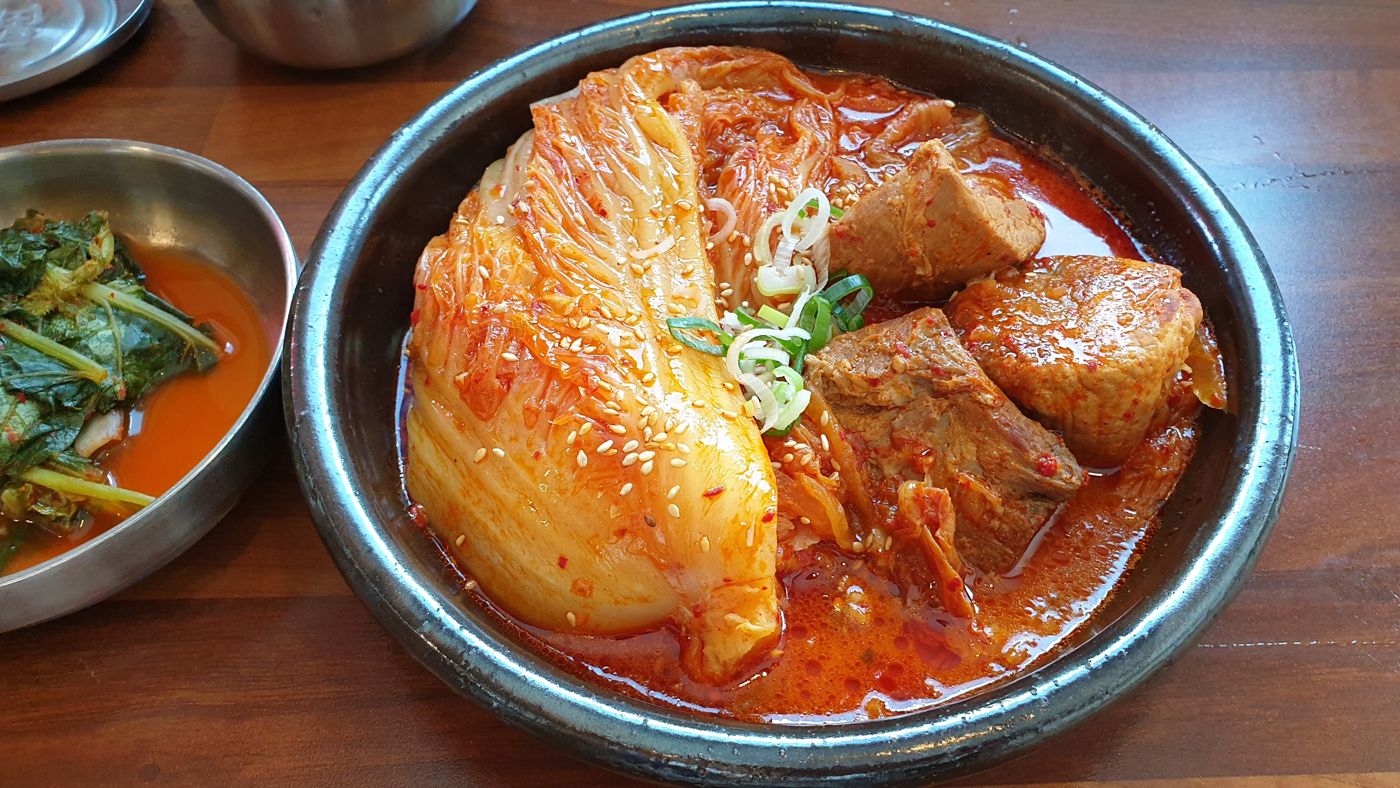 Kimchi-jjim (Braised Aged Kimchi with Pork)