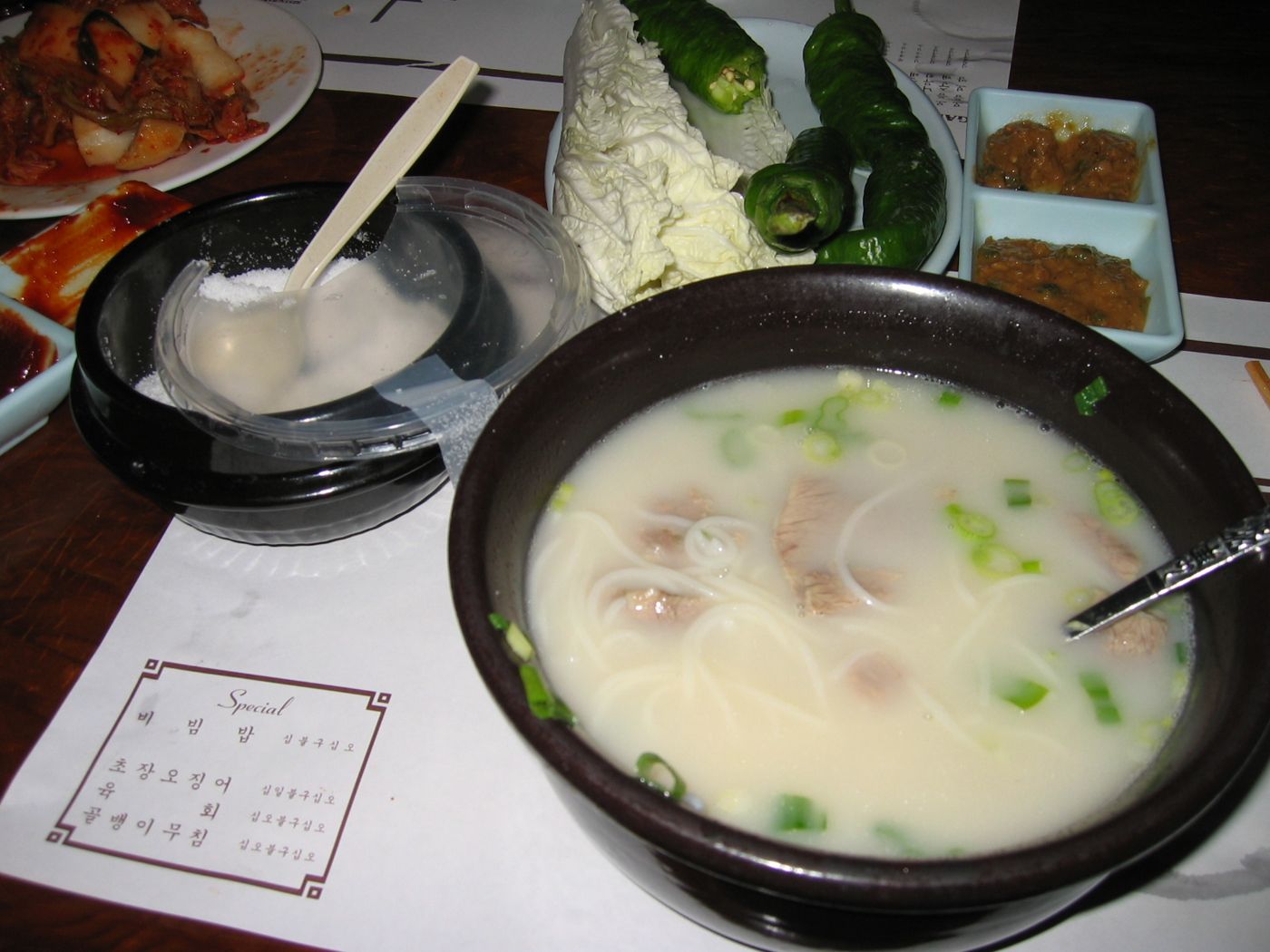Seolleongtang (Ox Bone Soup)