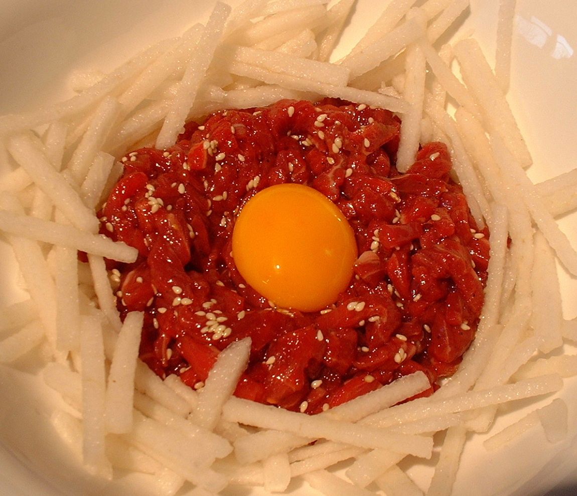 Yukhoe (Korean Seasoned Raw Beef)